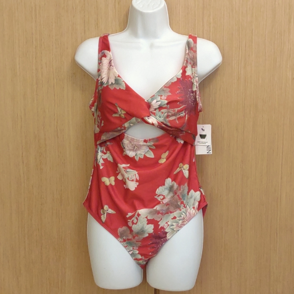 NWOT Nine West SZ L Red Floral One Piece Suit.